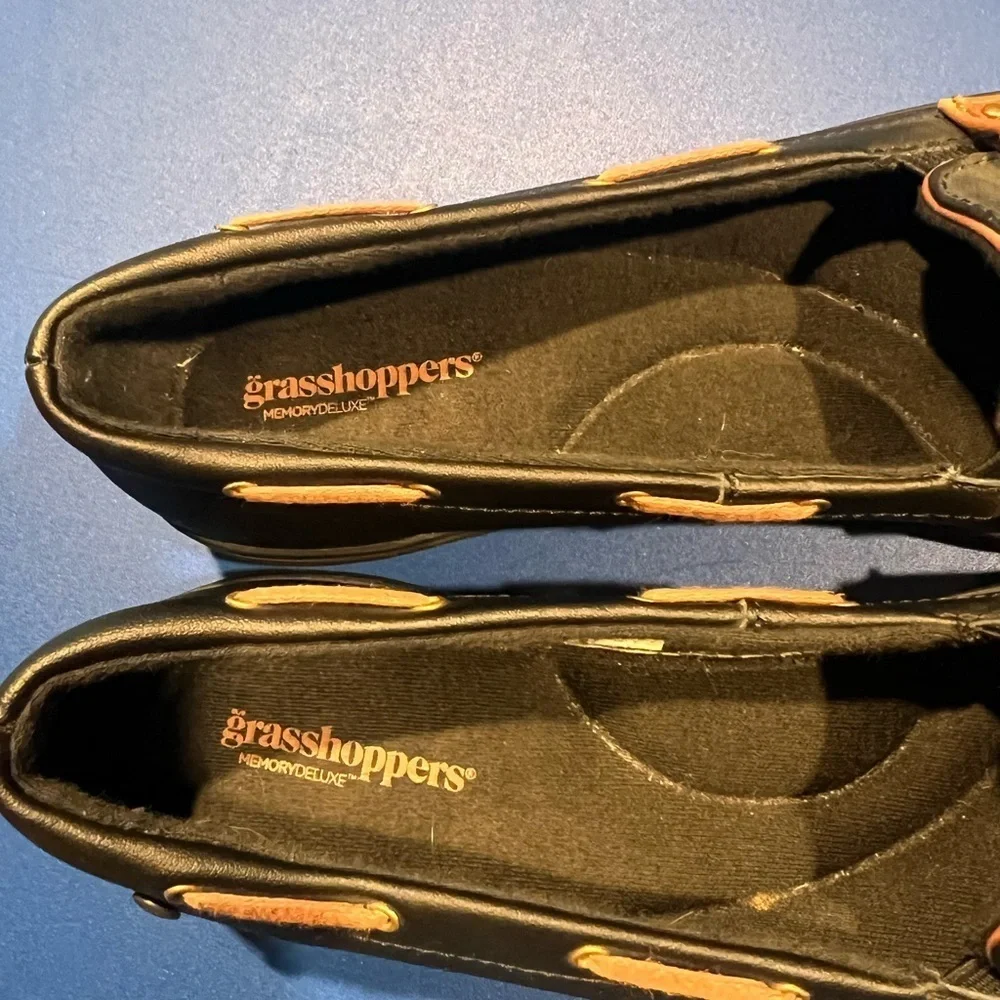 Grasshopper's Women's Memory Deluxe Boat Slip-In Shoes Brown Black Size 8.5